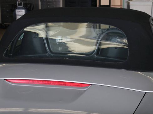 Used 2000 Porsche Boxster S RWD image 17
