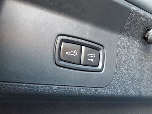 Certified 2019 Porsche Panamera image 27