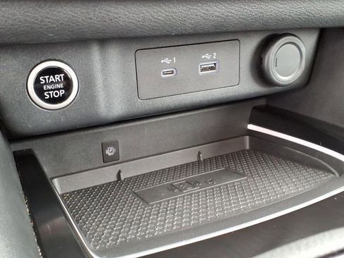 Used 2023 Nissan Rogue Platinum w/ Platinum Premium Package image 22