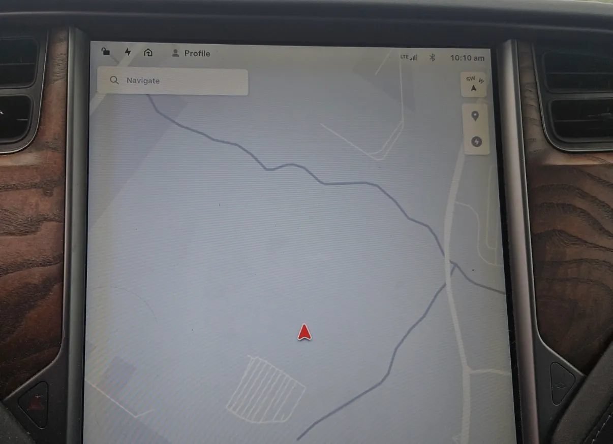Used 2018 Tesla Model X 100D AWD/4WD image 9