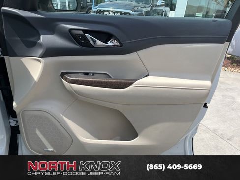 Used 2020 GMC Acadia Denali w/ Trailering Package FWD image 28