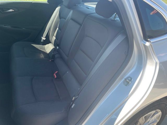 Used 2020 Chevrolet Malibu LT w/ Fleet LT Safety Plus Package FWD image 19