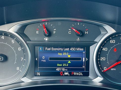 Used 2020 Chevrolet Equinox LT w/ Driver Convenience Package image 13