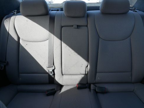 Used 2016 Hyundai Elantra SE image 13