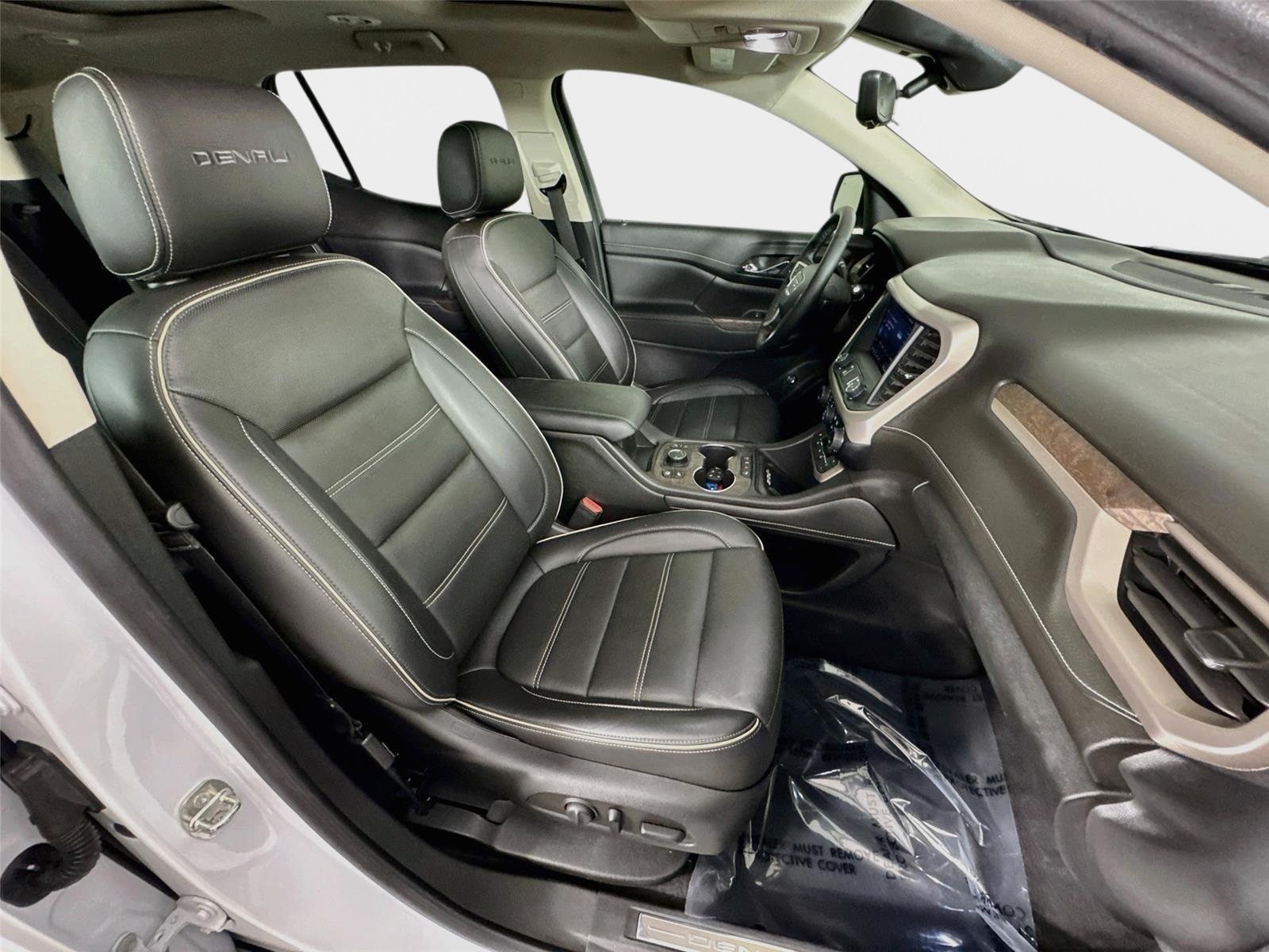 Certified 2023 GMC Acadia Denali w/ Denali Ultimate Package FWD image 29