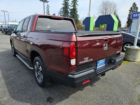 Used 2017 Honda Ridgeline RTL-T image 3