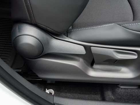 New 2026 Toyota C-HR AWD/4WD image 25