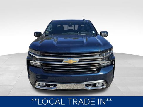 Used 2022 Chevrolet Silverado 1500 High Country w/ Technology Package image 13