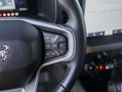 Used 2024 Ford Bronco Wildtrak image 13