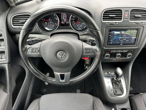 Used 2011 Volkswagen Golf TDI FWD image 15