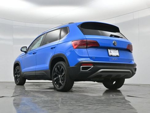 Used 2023 Volkswagen Taos SE w/ Panoramic Sunroof Package FWD image 57