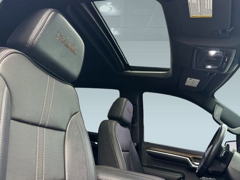 Used 2024 Chevrolet Silverado 1500 High Country w/ High Country Premium Package image 29