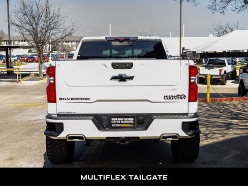 Used 2024 Chevrolet Silverado 1500 High Country w/ Technology Package image 7