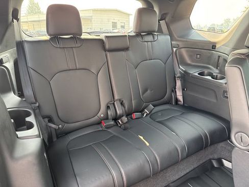 Used 2026 Honda Pilot TrailSport image 13