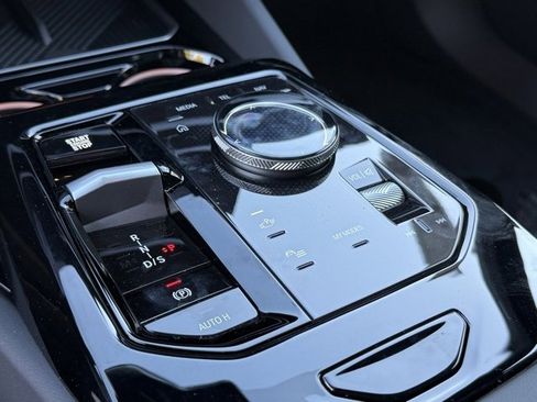 New 2026 BMW 530i w/ Premium Package image 23