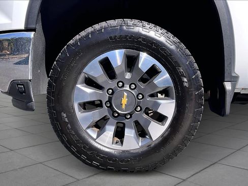 Used 2025 Chevrolet Silverado 2500 LT w/ All Star Edition image 10