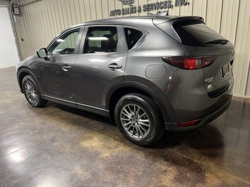 Used 2017 MAZDA CX-5 Touring image 5