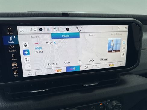 New 2025 Jeep Gladiator Sport image 17