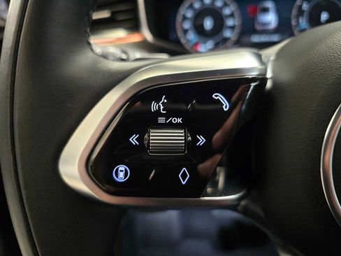 Used 2026 Jaguar F-PACE R-Dynamic S AWD/4WD image 24