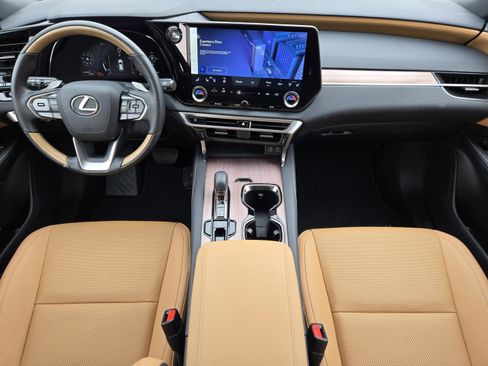 Used 2025 Lexus RX 350 Premium w/ Accessory Package (Z1) FWD image 27