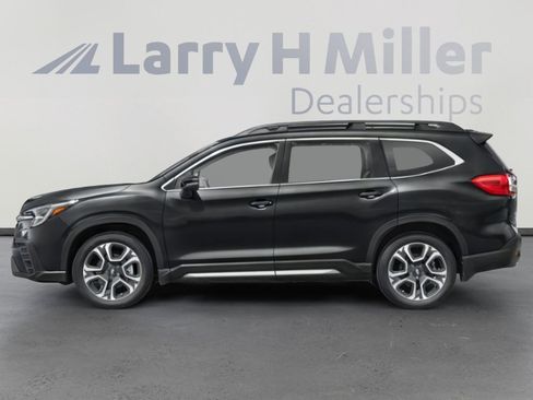 Used 2023 Subaru Ascent Limited w/ Technology Package AWD/4WD image 6