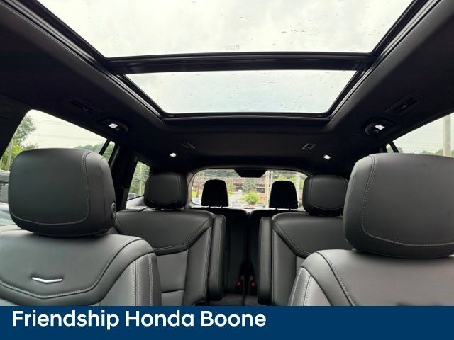 Used 2024 Cadillac XT6 Sport w/ Technology Package AWD/4WD image 44