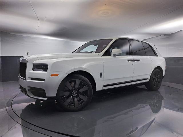 Certified 2024 Rolls-Royce Cullinan w/ Dark Exterior Package AWD/4WD image 1