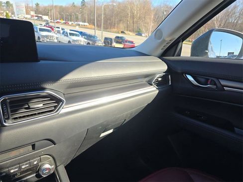 Used 2023 MAZDA CX-5 Carbon Edition image 25