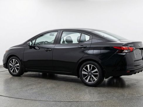 Used 2025 Nissan Versa SV FWD image 6