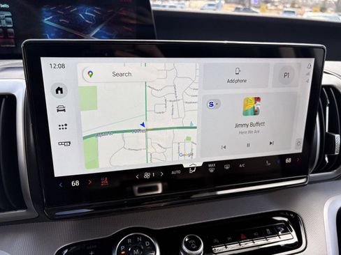 New 2026 Ford Expedition Active image 9