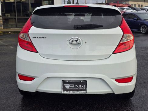 Used 2014 Hyundai Accent SE w/ Option Group 3 image 7
