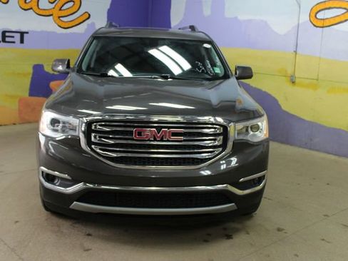 Used 2019 GMC Acadia SLE w/ LPO, Floor Liner Package FWD image 3