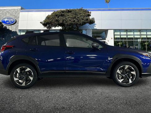 New 2025 Subaru Crosstrek 2.5i Limited w/ Crosstrek Mirror Package image 3