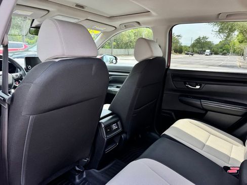 Used 2023 Honda CR-V EX image 16