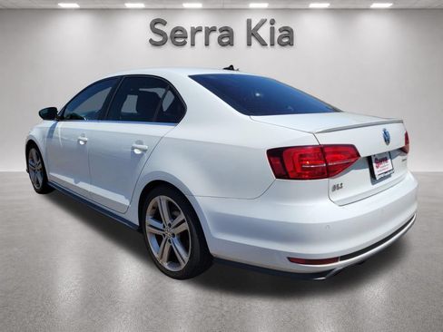 Used 2017 Volkswagen Jetta GLI FWD image 3