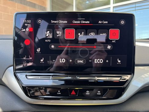 Used 2024 Volkswagen ID.4 S image 21