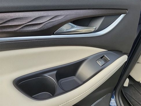 Used 2023 Buick Enclave Avenir w/ Avenir Technology Package image 15