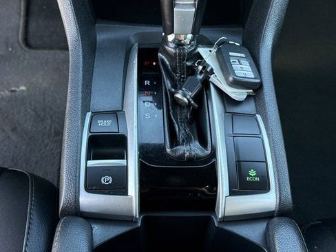 Used 2020 Honda Civic Sport image 21