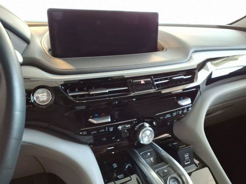 Used 2023 Acura MDX SH-AWD w/ Technology Package image 12