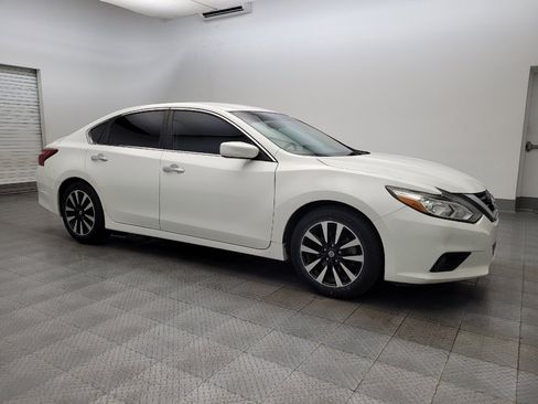 Used 2018 Nissan Altima 2.5 SV image 11