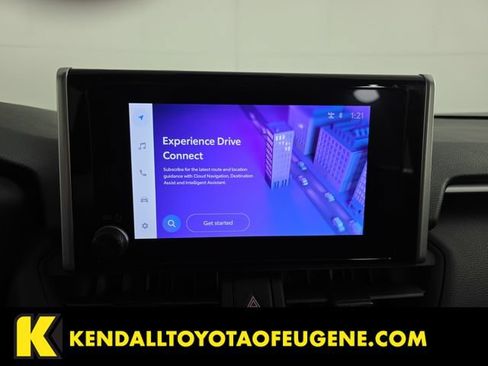 Used 2024 Toyota RAV4 XLE AWD/4WD image 18