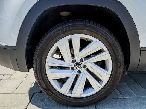 Used 2022 Volkswagen Atlas Cross Sport SE AWD/4WD image 13