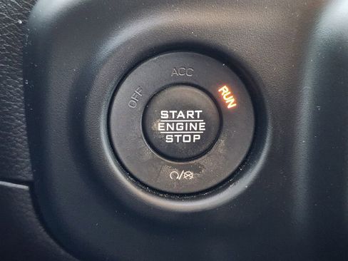 Used 2021 Jeep Wrangler Unlimited Sahara image 20