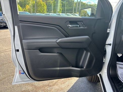 New 2026 GMC Canyon Elevation w/ Convenience Package image 10