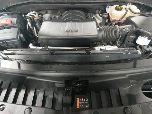 Used 2022 GMC Yukon SLT w/ SLT Luxury Package image 34