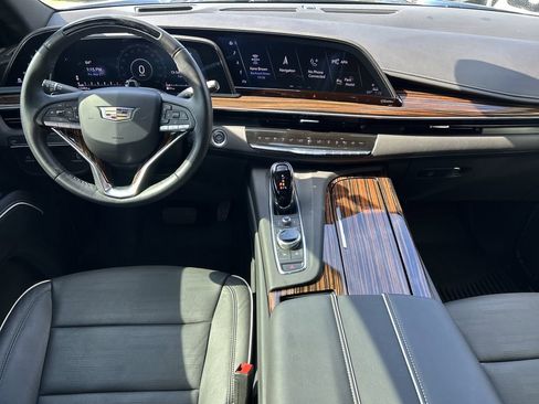 Certified 2024 Cadillac Escalade Premium Luxury image 13