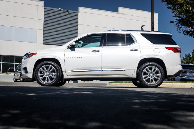 Used 2019 Chevrolet Traverse High Country AWD/4WD image 19