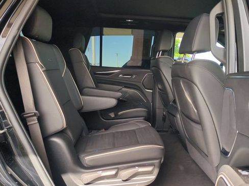 Used 2024 Cadillac Escalade Sport RWD image 36