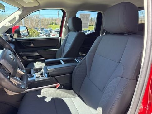 Used 2022 Toyota Tundra SR5 w/ TRD Off-Road Package image 30