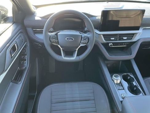 New 2026 Ford Explorer ST-Line image 13